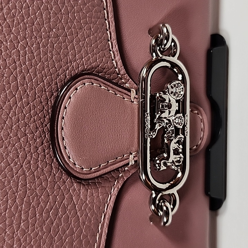 Coach Medium Envelope Wallet - Picture 2 of 13